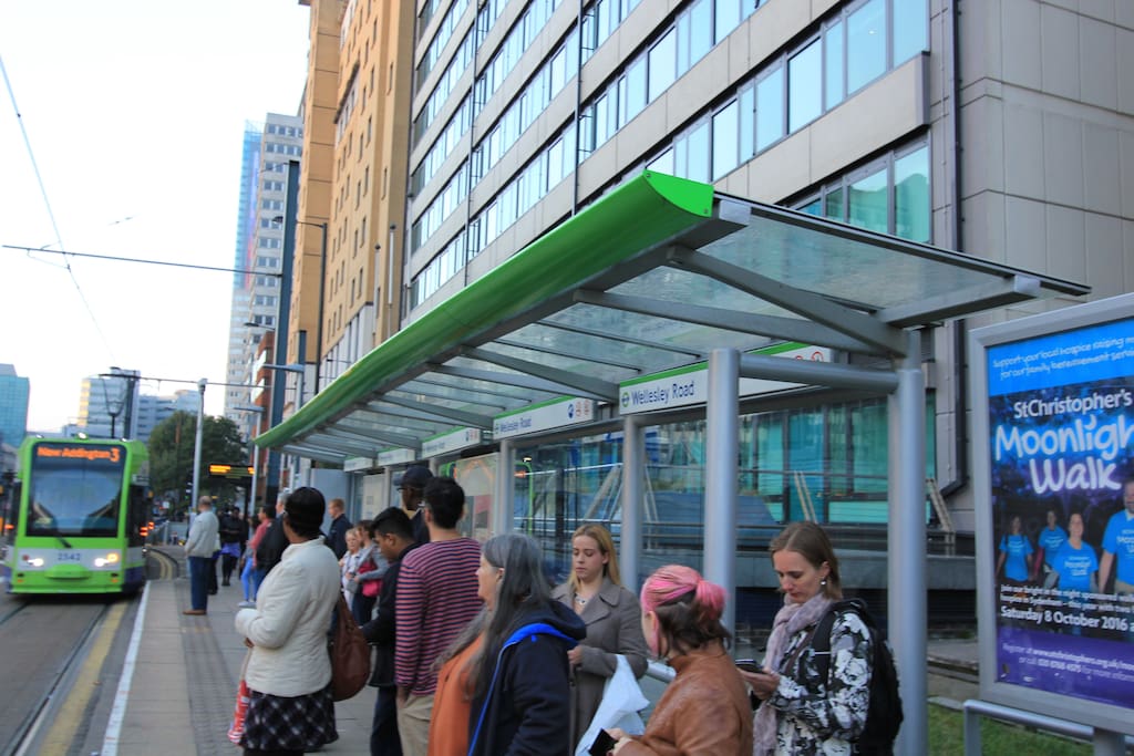 Oposite Wellesley Road Tram stop
