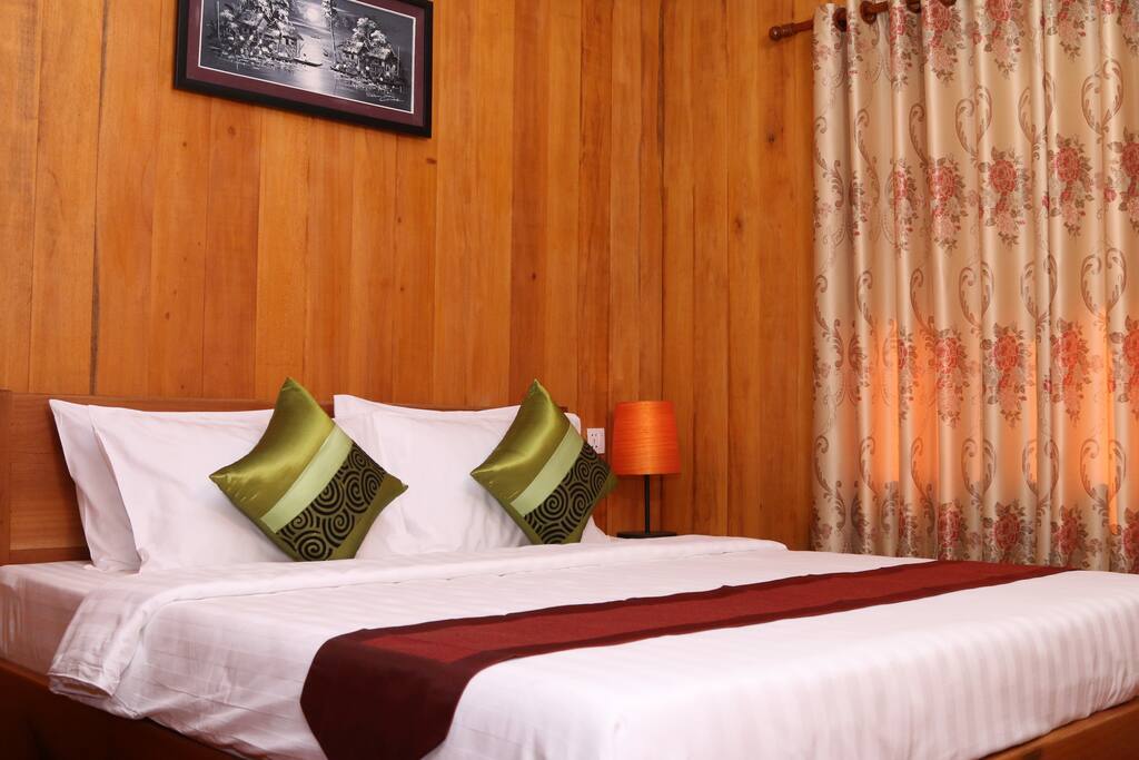 wooden residence & villa