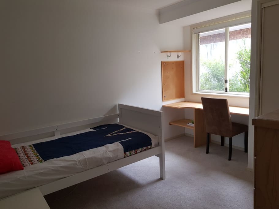 Bedroom 1 - Single Bed
