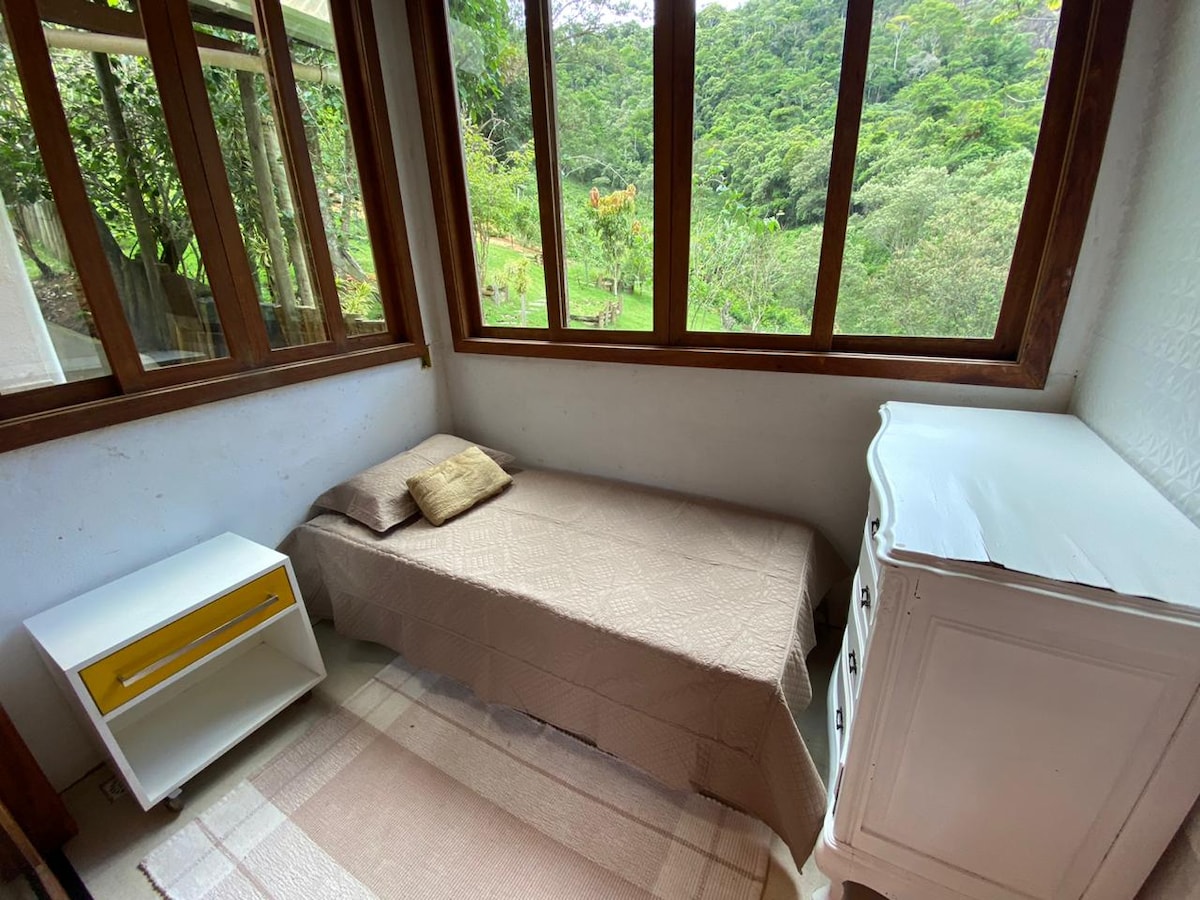 חדר שינה 2 - יחיד