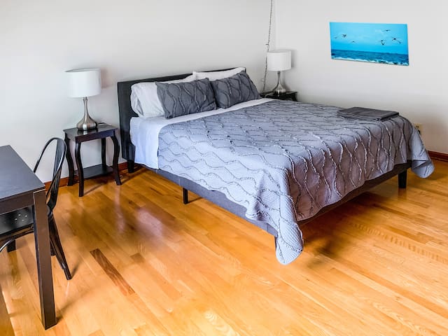A Perfect 5 Star Stay★Queen Bed★Long Term