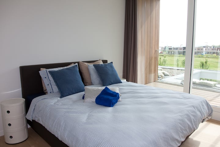 带露台的1号卧室 