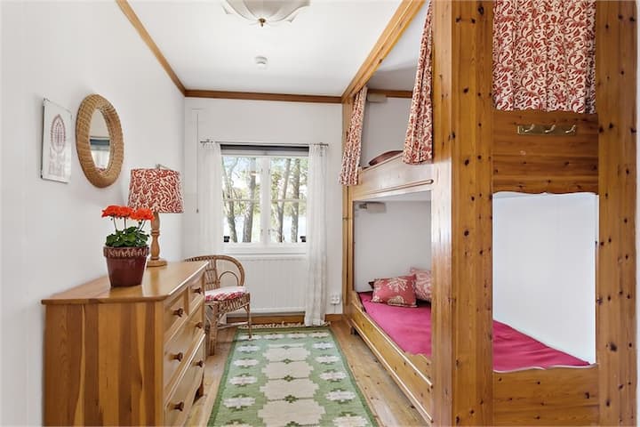 Chumba cha 2 cha kulala (Vitanda vya ghorofa (sentimita 90x200)