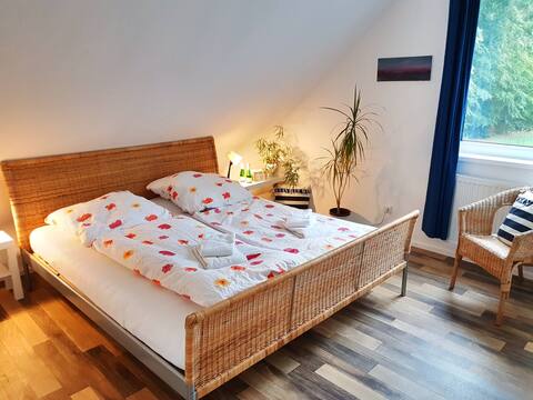 Adorable artist's apartment 3 rooms, garden, BBQ