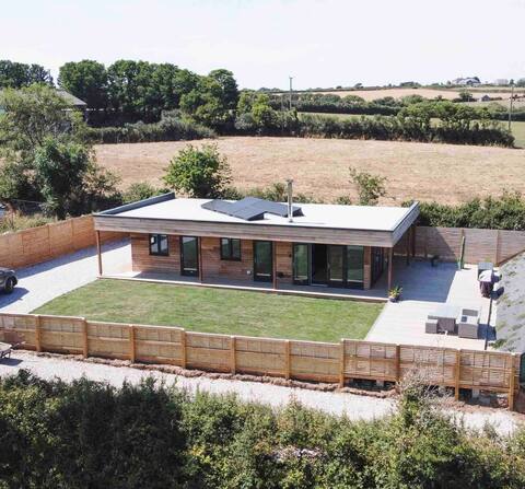 The Lodge at Camels: idyllic lodge on the Roseland