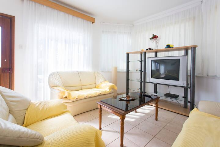 Convenient House Ground Floor