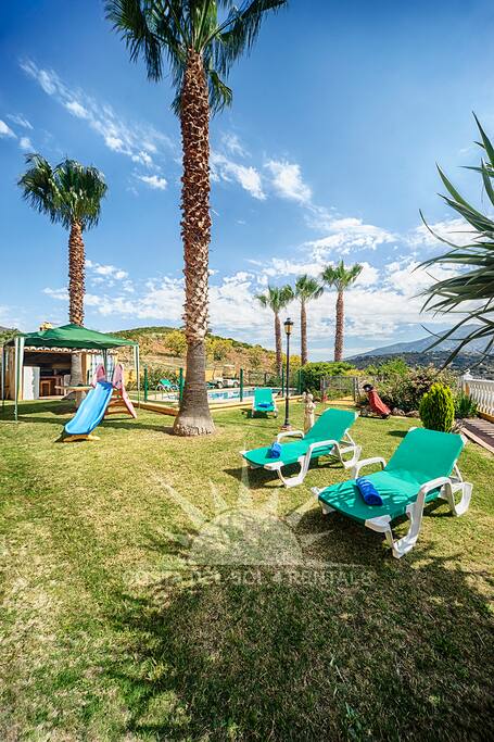 www.costadelsol4rentals.com - Garden II