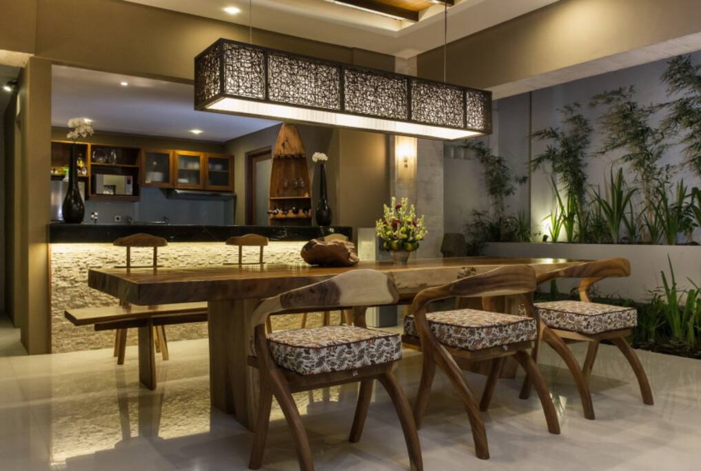 Dining & kitchen