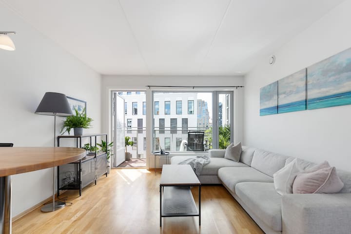 Modern apartment w/balcony by Oslo Central Station
