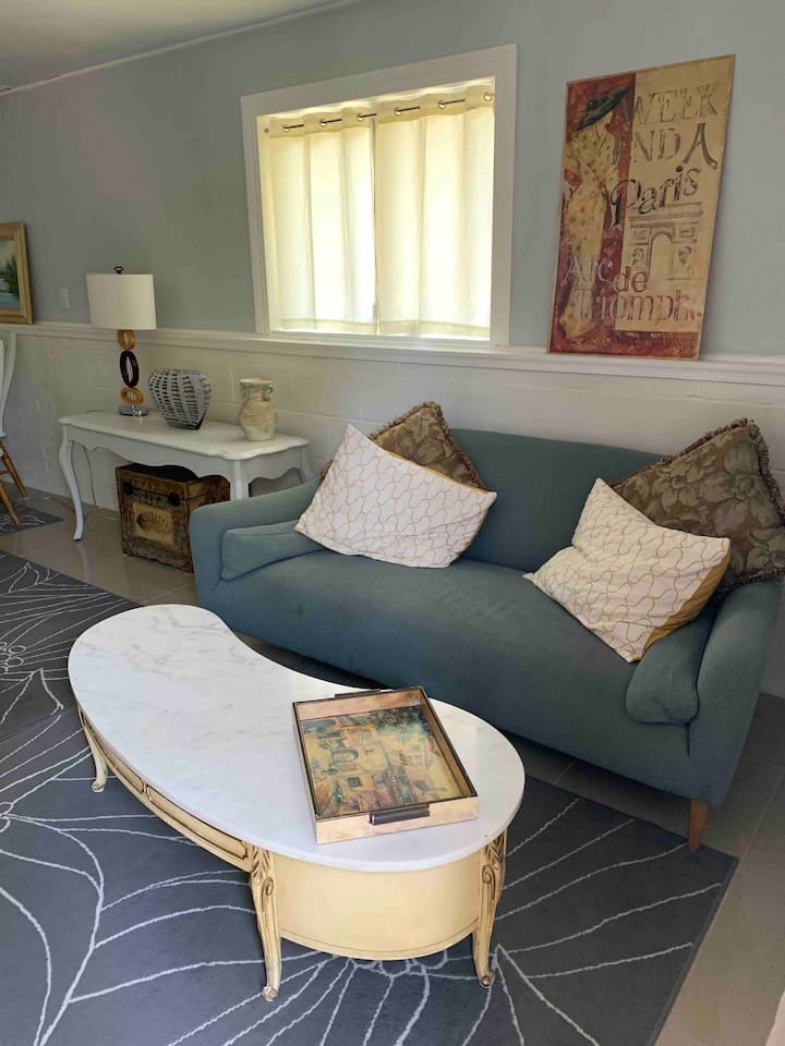 Beautiful Cozy 1 Bedroom Apartment Near Farms - Fahnestock State Park, Carmel Hamlet