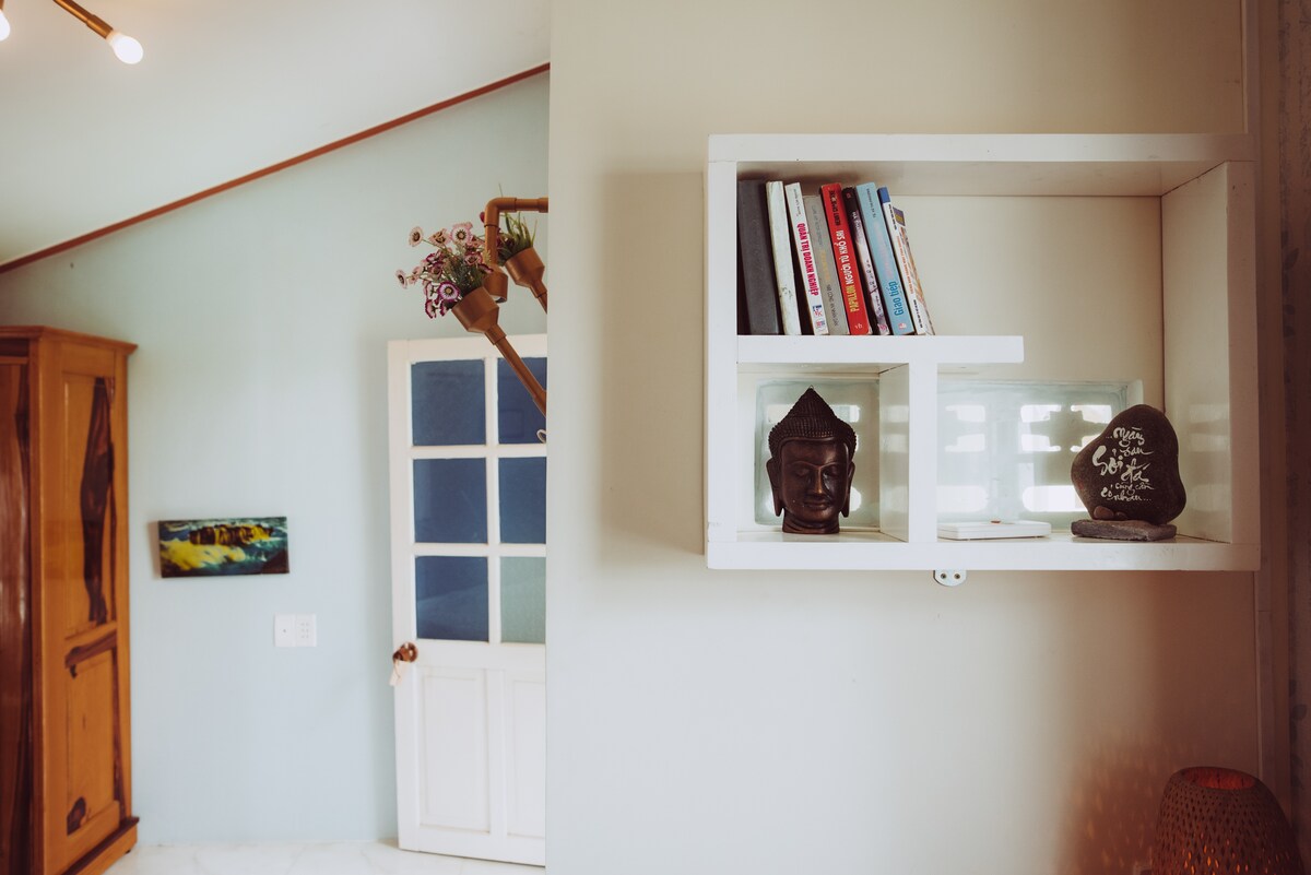 Nábytok Božej horskej izby