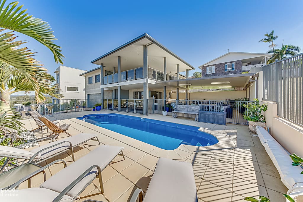 PANORAMIC VIEWS WITH A POOL Houses for Rent in Yeppoon, Queensland