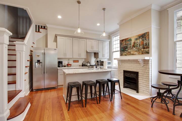 Jazzfest / City Park 3BR gallery image 3