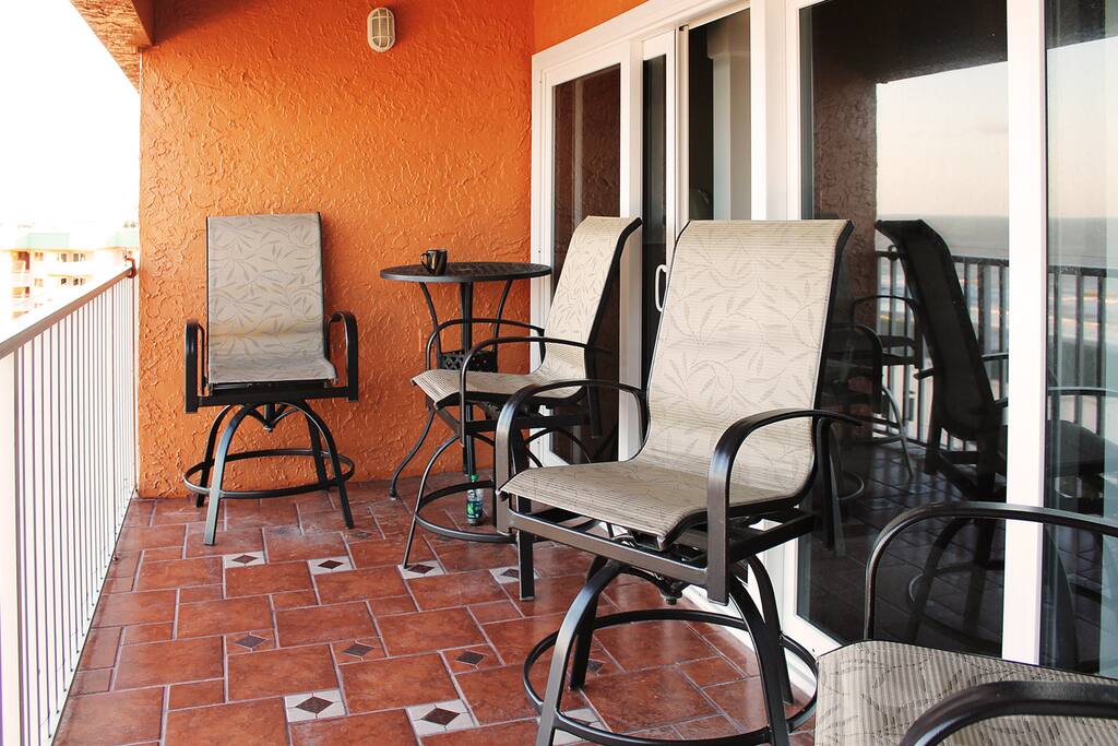 Enjoy drinks while watching captivating sun sets