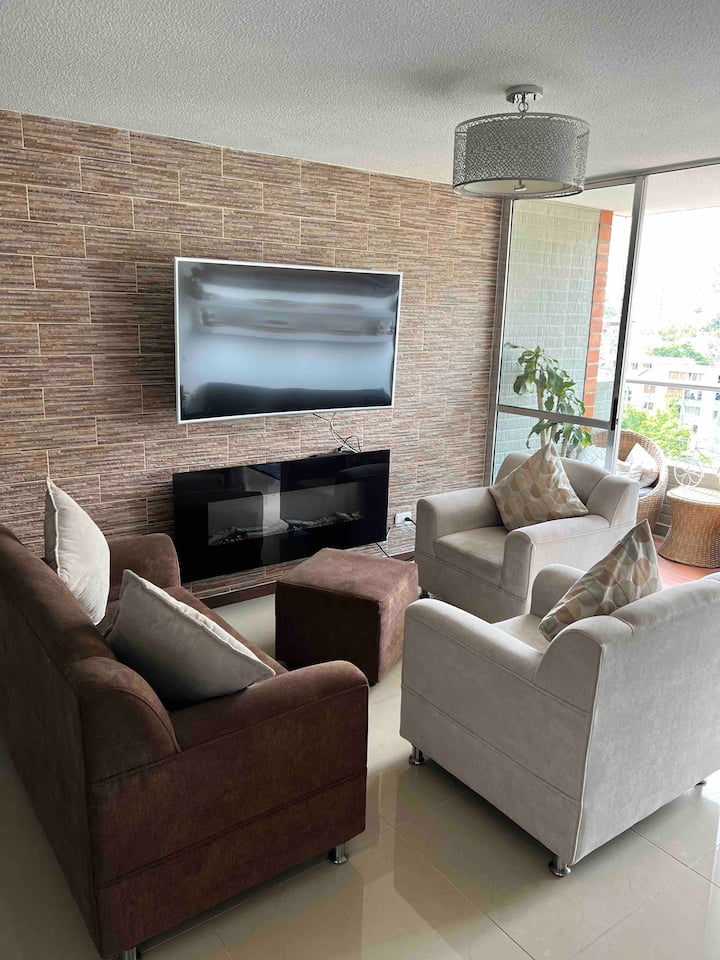 Lovely 3-bedroom Condo Whit Pool - コパカバナ