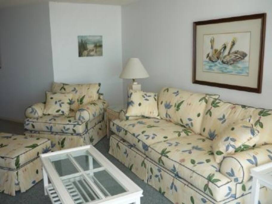 New Living Furniture