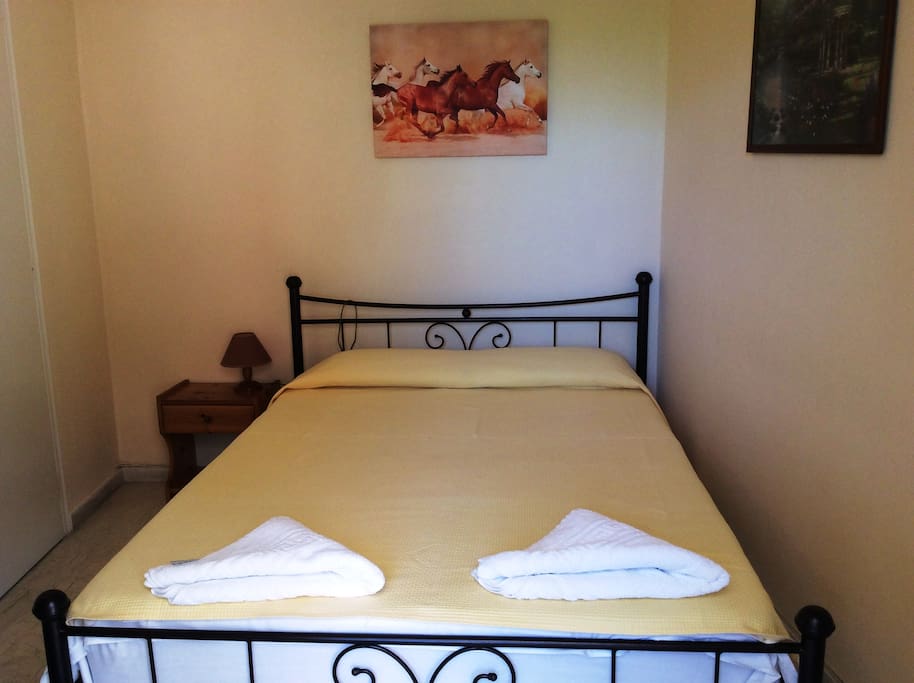 ONE BEDROOM APARTMENT