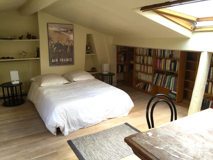 Спалня №2 таван с площ 45 м ² на първия етаж с матрак