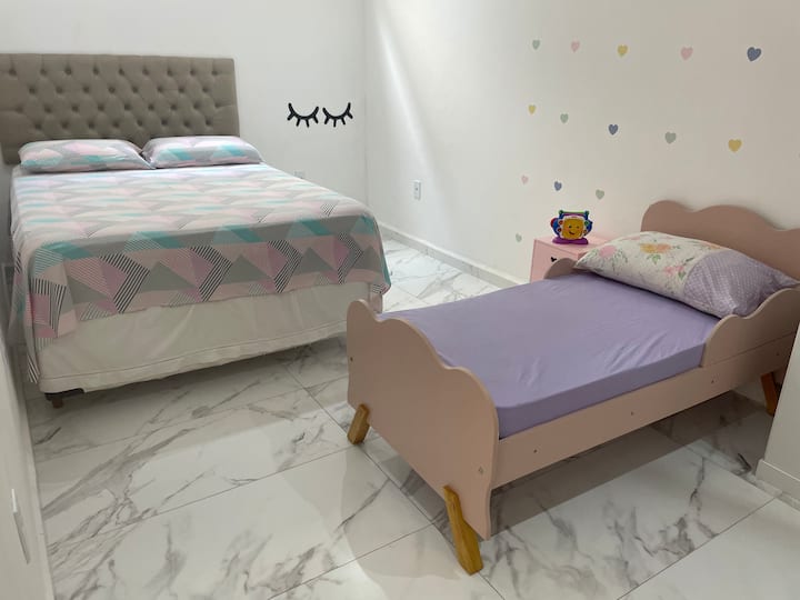 غرفة النوم 2