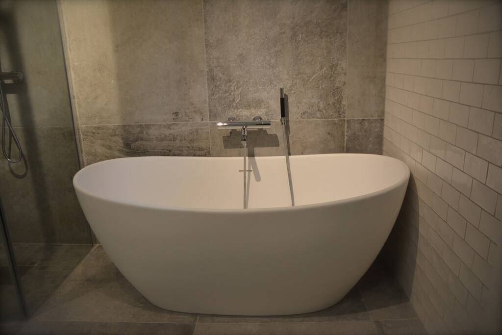 Bath tub. Bath room renovated june 2016!