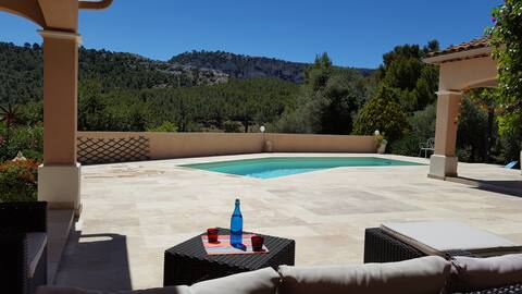 Beautiful T1, idyllic setting in La Ronde des Oliviers