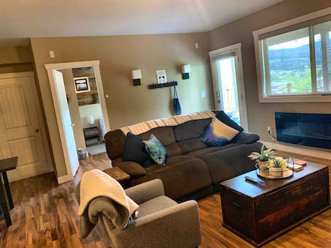 Popular Airbnb listing: Licensed 2-Bedroom Suite ~ Eco-Friendly Solar Home in Kelowna