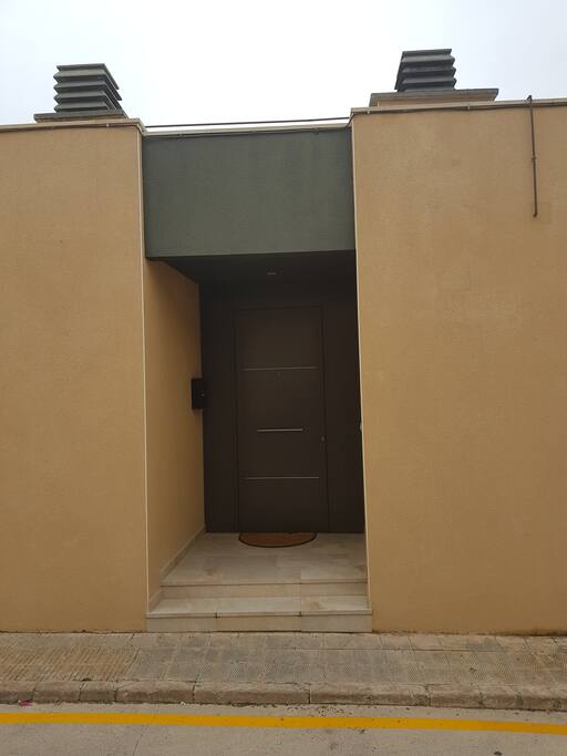 ENTRADA PRINCIPAL