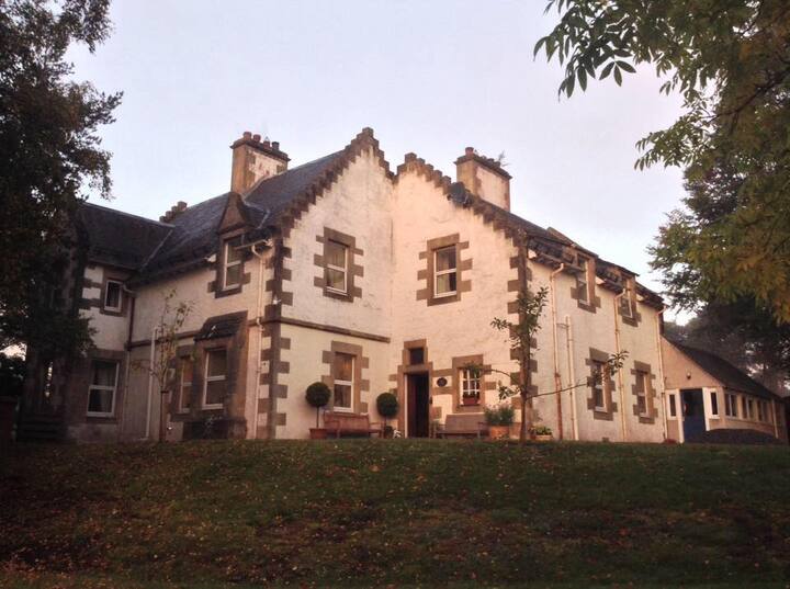 Dower House Newtonmore Feshie Bed and breakfasts for Rent in