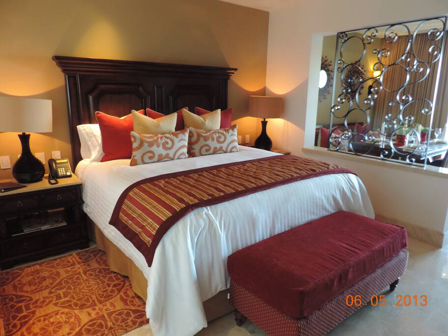 King size bed