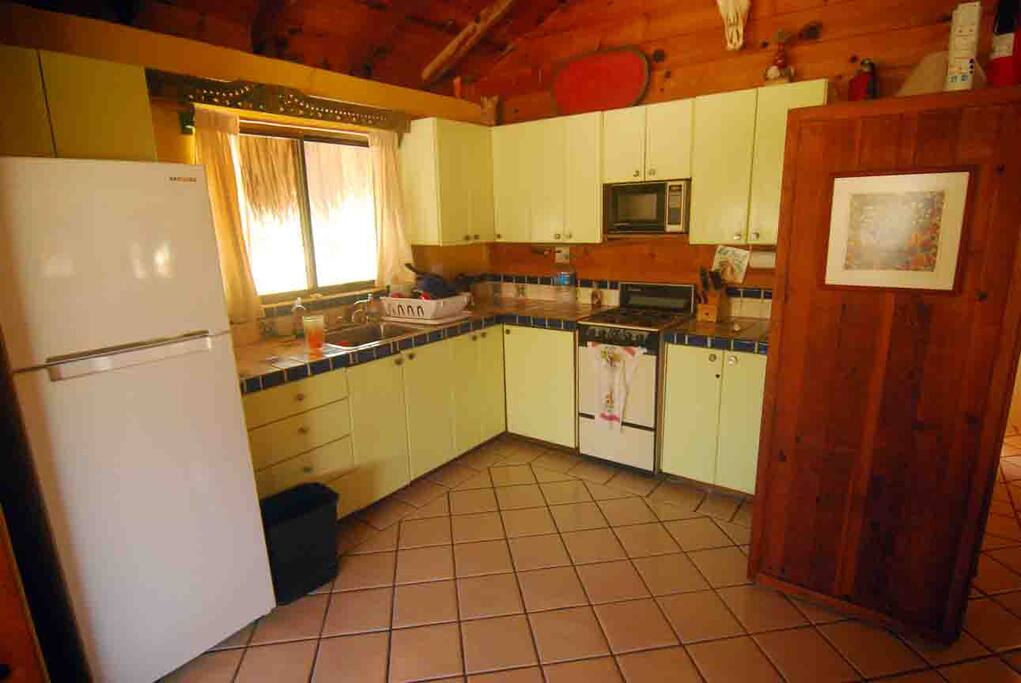 Full equipped kitchen