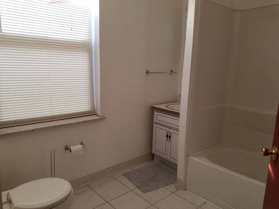 3rd floor bathroom, shared