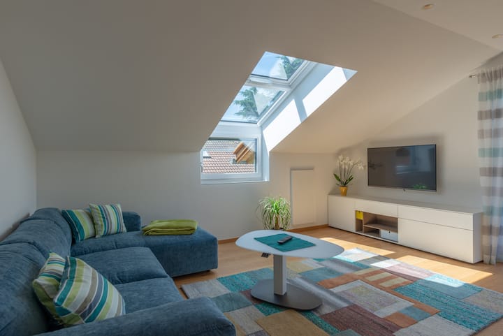Romantische Panorama Wohnung Mit Wintergarten - Merano