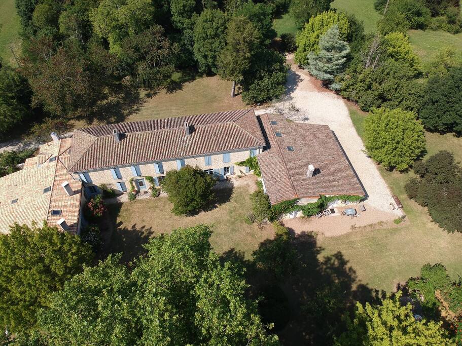Vue d'avion, aile de droite à louer
