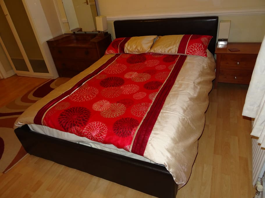 Main Bedroom - Double Bed