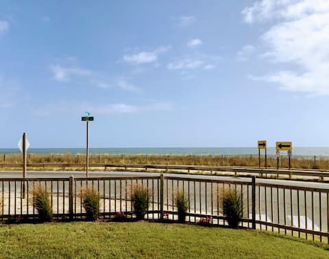 Steps From The Ocean & Boardwalk On Surf Ave.