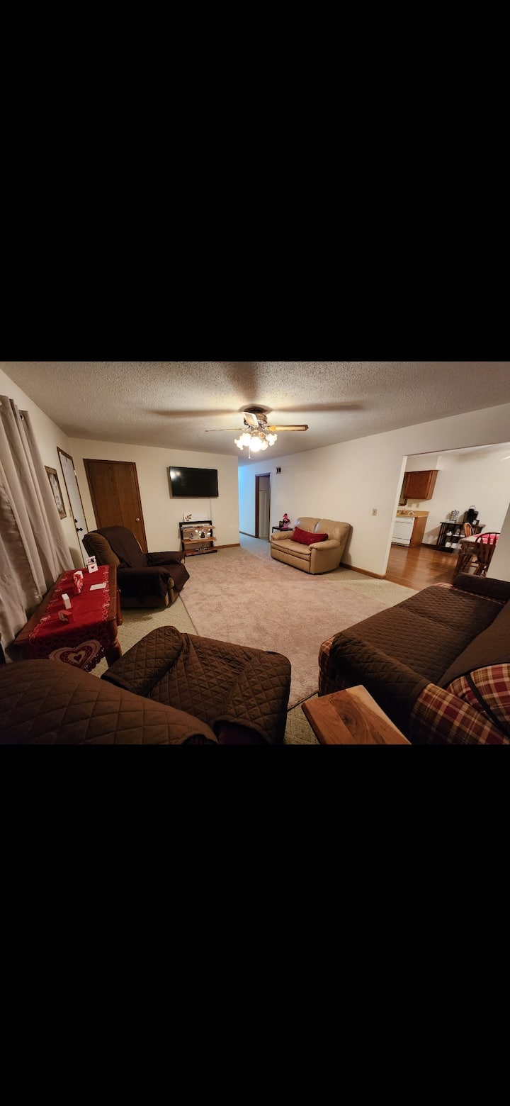 Peaceful 3 Bedroom Home In Waynesville Missouri - Fort Leonard Wood, MO