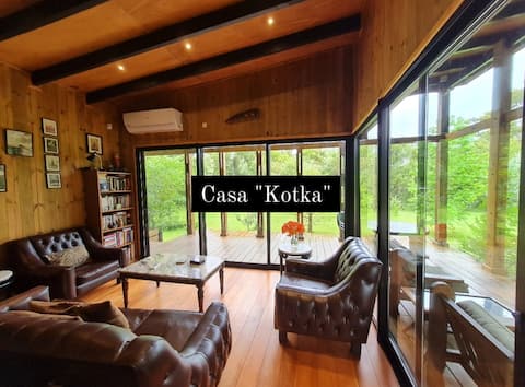 Warm and delicious house with an exclusive park