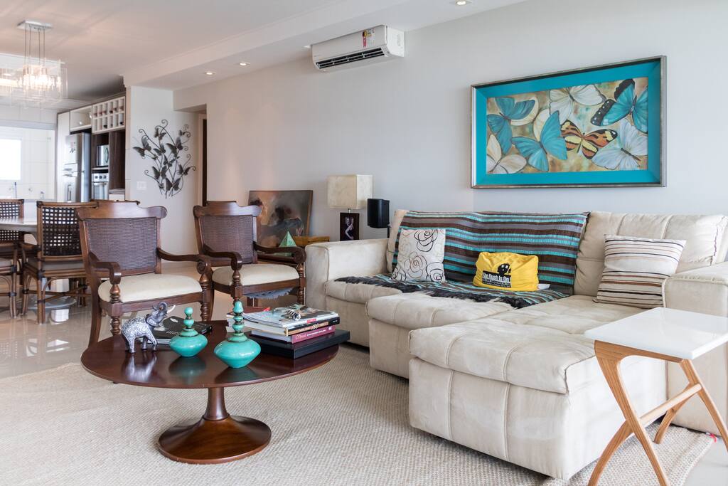 Sala de TV com Home Theater