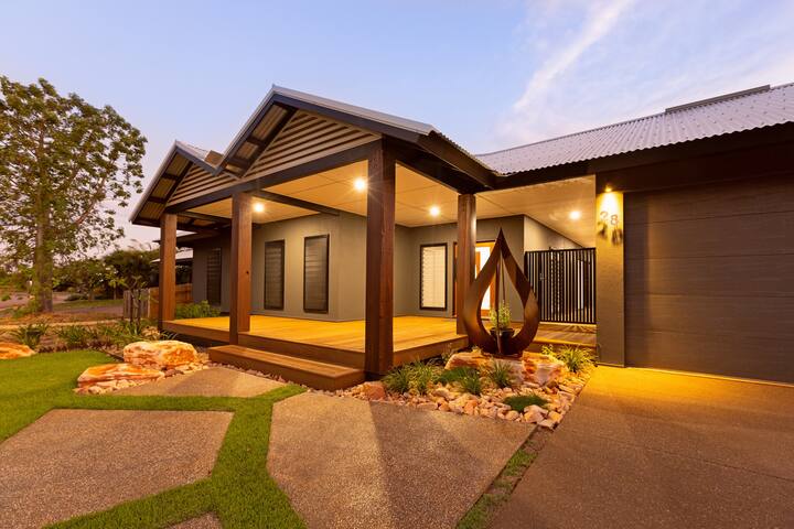 28onFrangipani gallery image 2