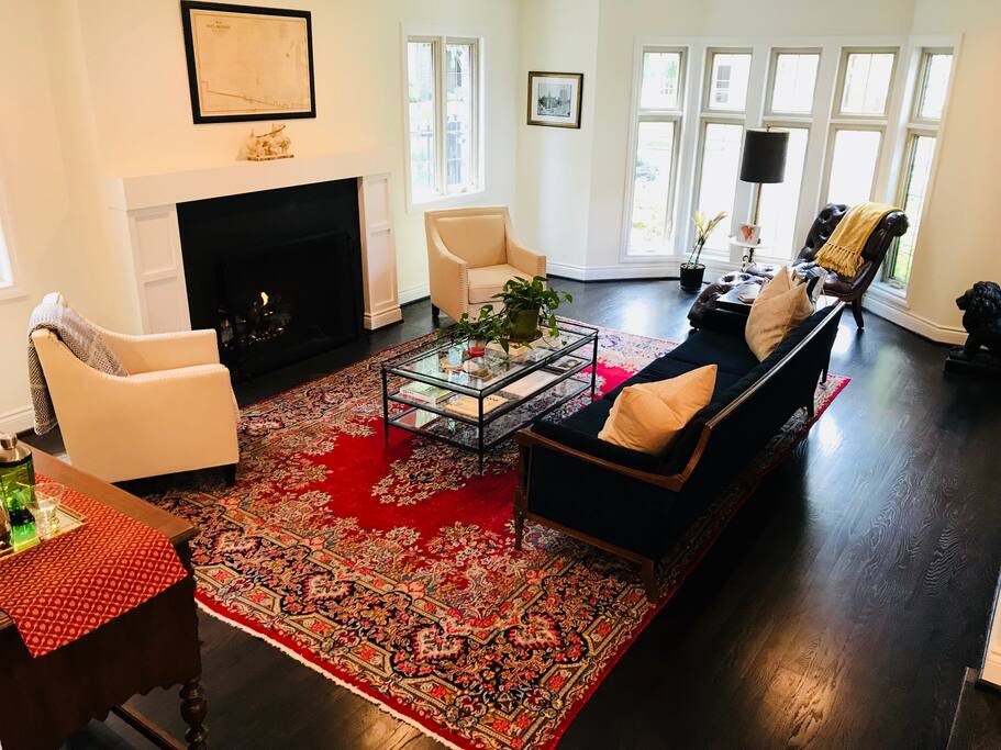 The formal living room is a collection of Detroit furniture. The gas fireplace is available to guests.