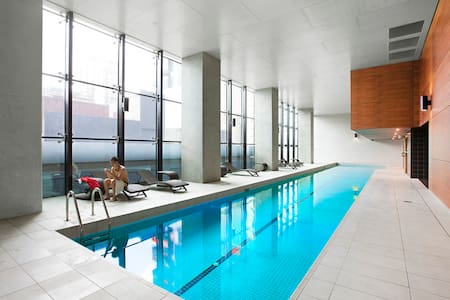 Stay in the heart of Melbourne CBD