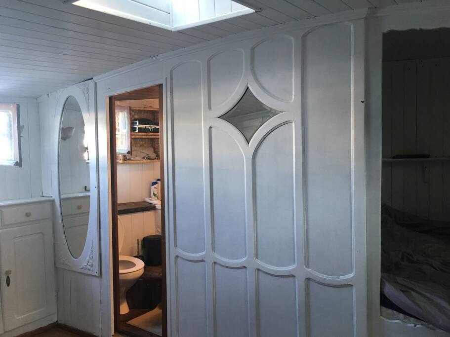 Chambre 1 Toilettes et salle de bain
