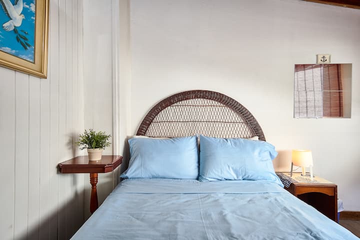 - غرفة النوم 2، في الطابق الثاني.
- غرفة النوم 2، في الطابق الثاني.