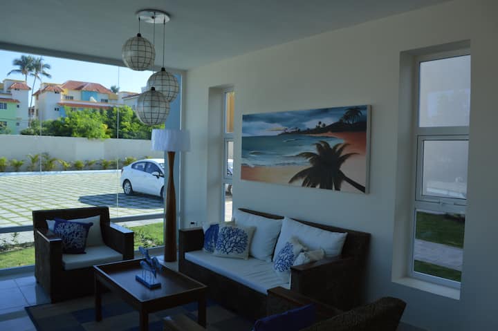 สำนักงานต้อนรับ