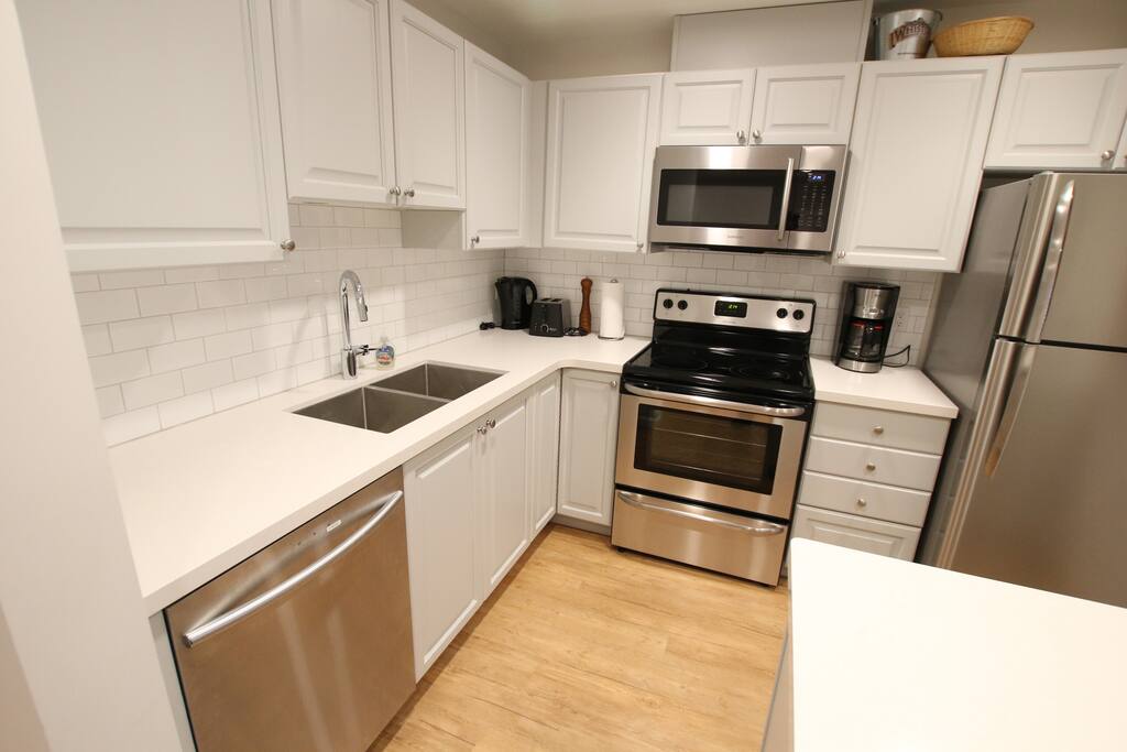 Newly Renovated Kitchen