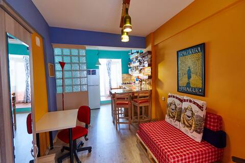Cozy tiny studio in historical center near sea