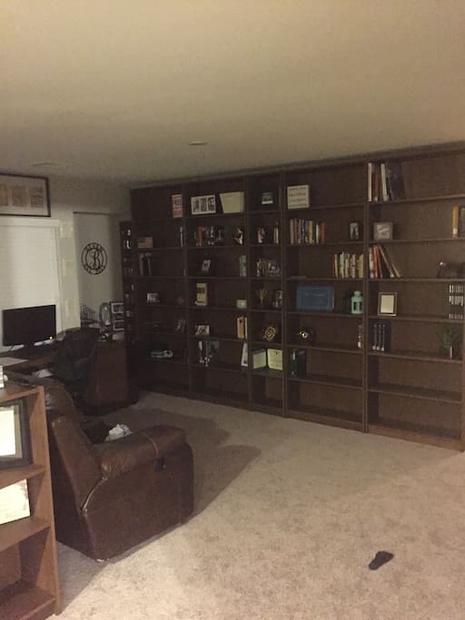 Common area -- office
