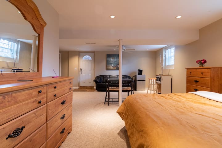 Hilltop's Private Inn