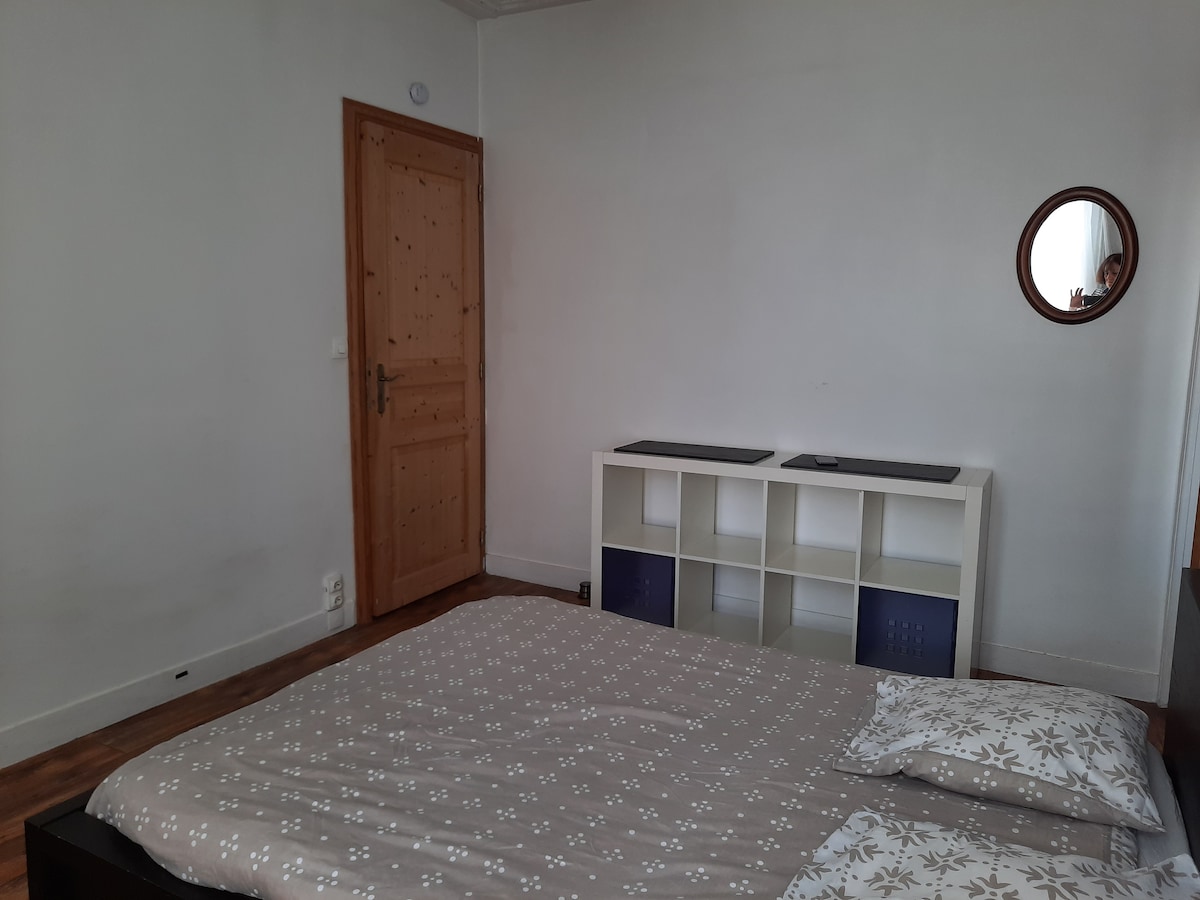 Habitación de primera planta cama de matrimonio