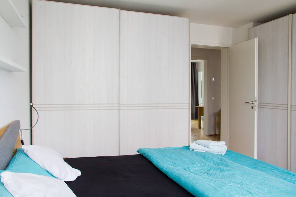 Blick vom Schlafzimmer in den Flur